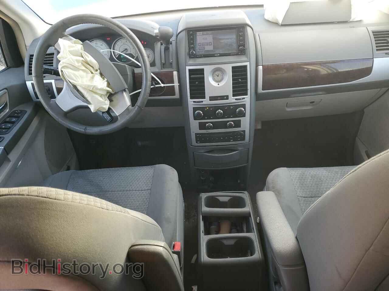 2009 CHRYSLER MINIVAN - VIN: 2A8HR54139R664992 - Фото 8