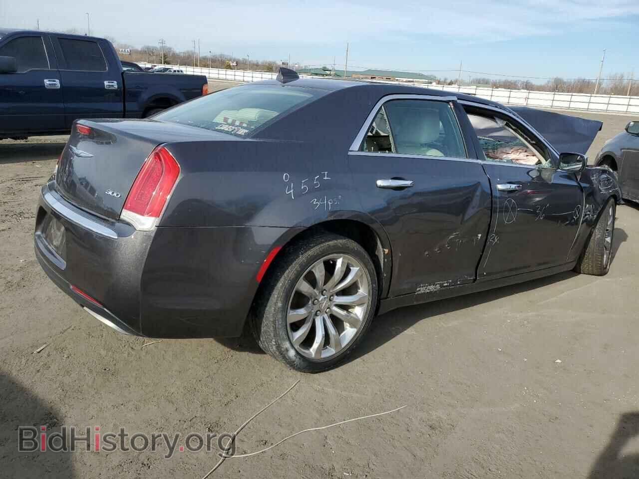 2017 CHRYSLER 300 - VIN: 2C3CCAAG3HH580099 - Фото 3
