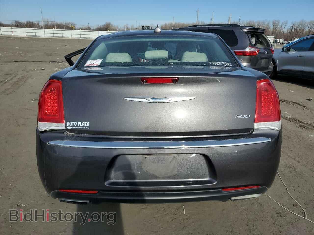 2017 CHRYSLER 300 - VIN: 2C3CCAAG3HH580099 - Фото 6