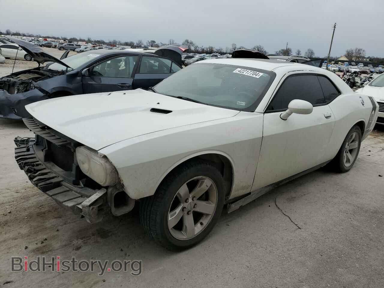 Photo 2B3CJ4DG2BH581526 - DODGE CHALLENGER 2011