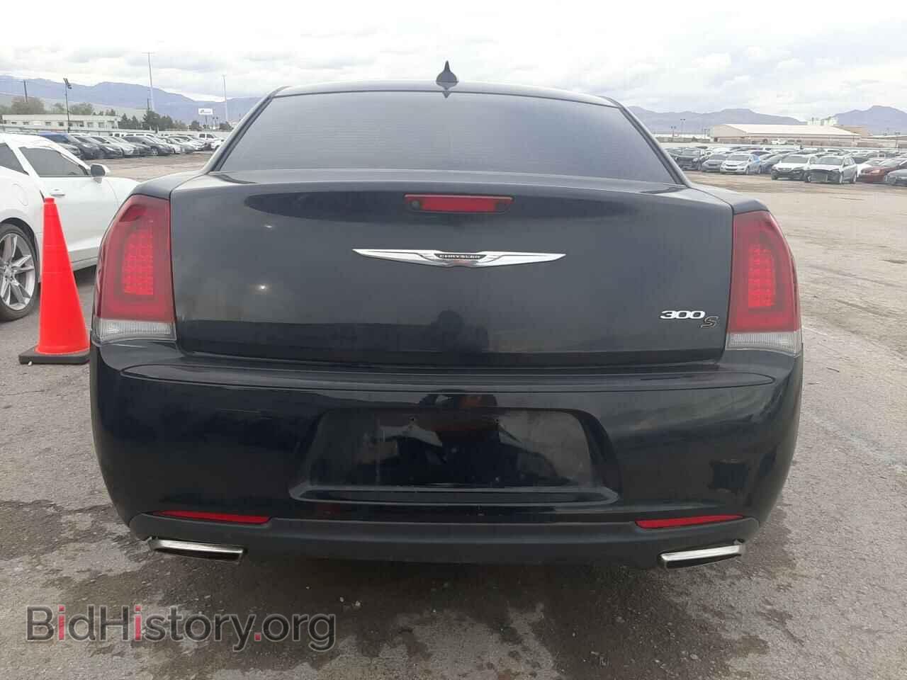 2019 CHRYSLER 300 - VIN: 2C3CCABG1KH515192 - Фото 6