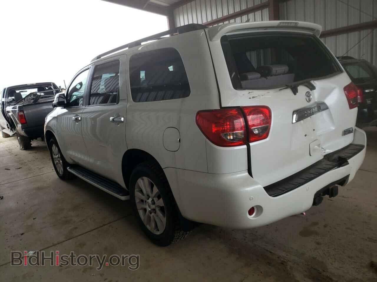 2012 TOYOTA SEQUOIA - VIN: 5TDDY5G16CS071226 - Фото 2