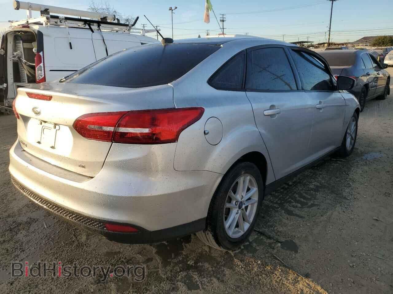 2018 FORD FOCUS - VIN: 1FADP3F26JL254079 - Фото 3