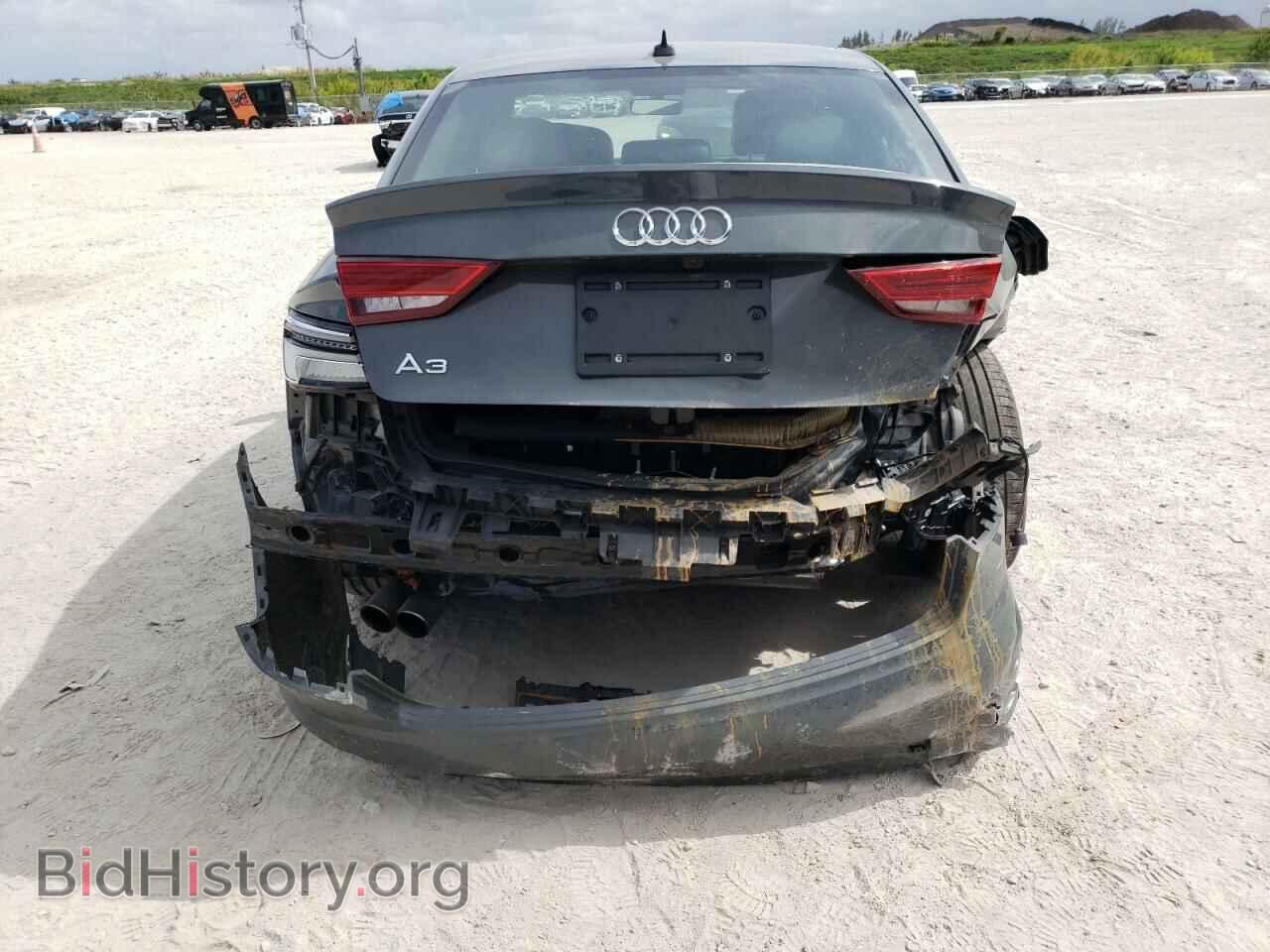 2018 AUDI A3 - VIN: WAUAUGFF1J1043509 - Фото 9