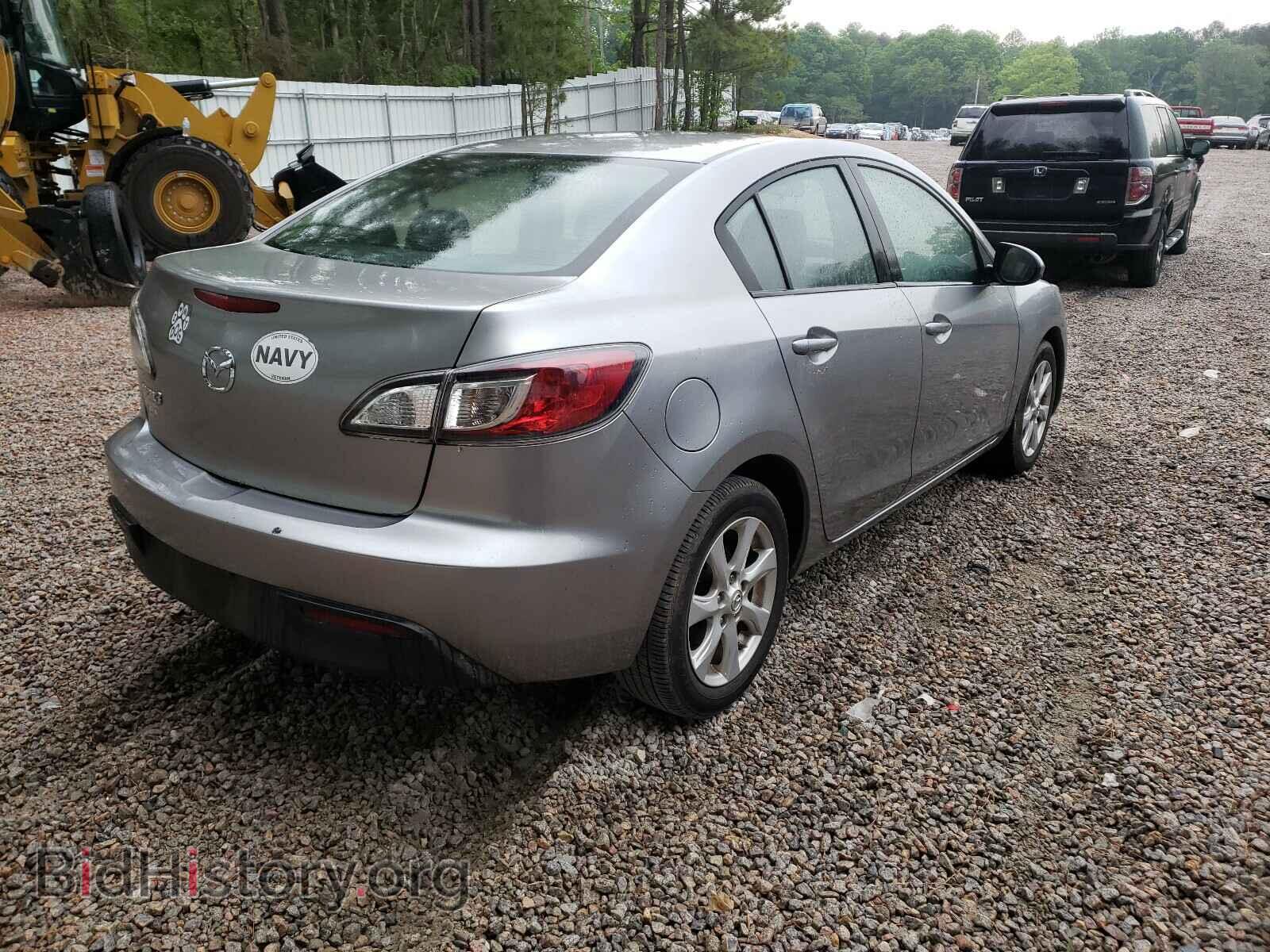 2011 MAZDA 3 - VIN: JM1BL1VF2B1476900 - Фото 4