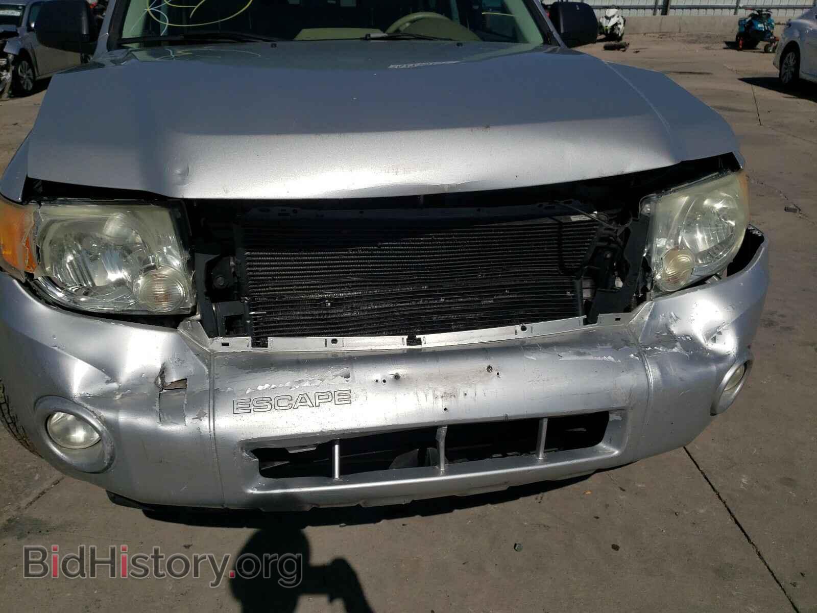 2008 FORD ESCAPE - VIN: 1FMCU93108KD06105 - Фото 9