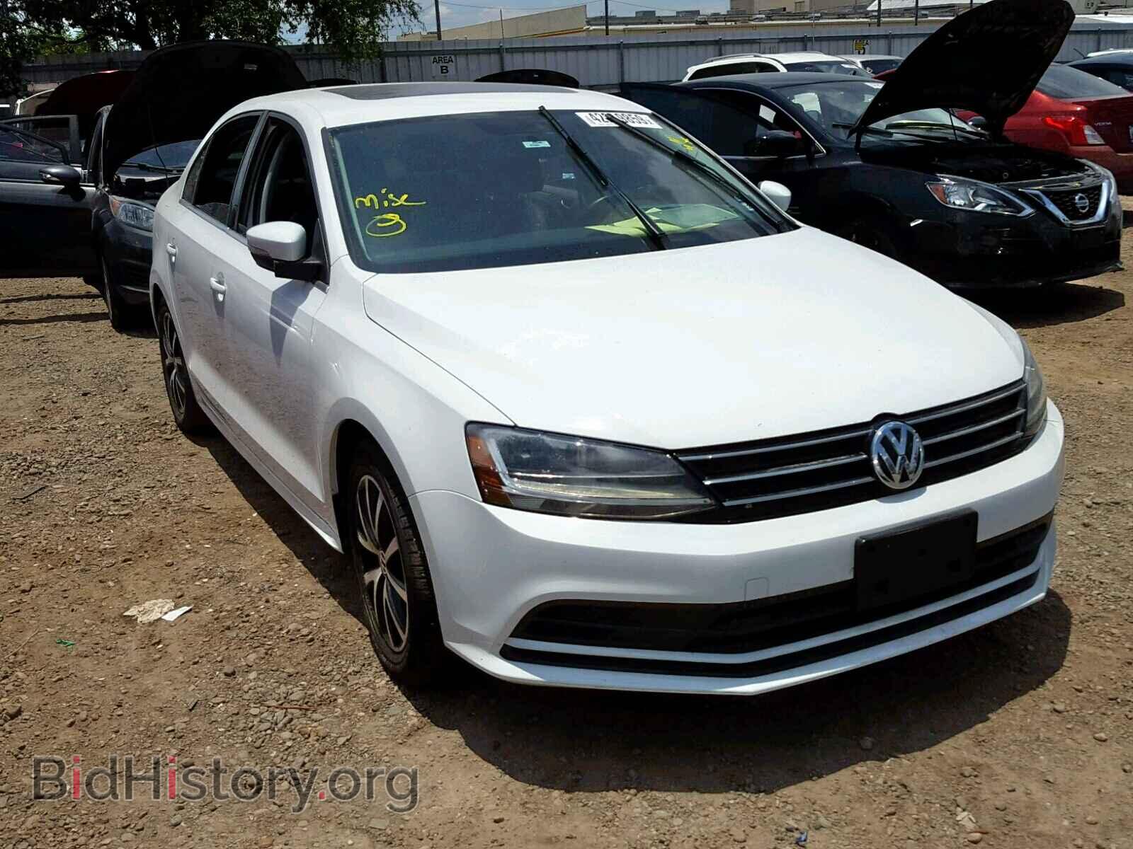 Фотография 3VWDB7AJ5HM329696 - VOLKSWAGEN JETTA 2017