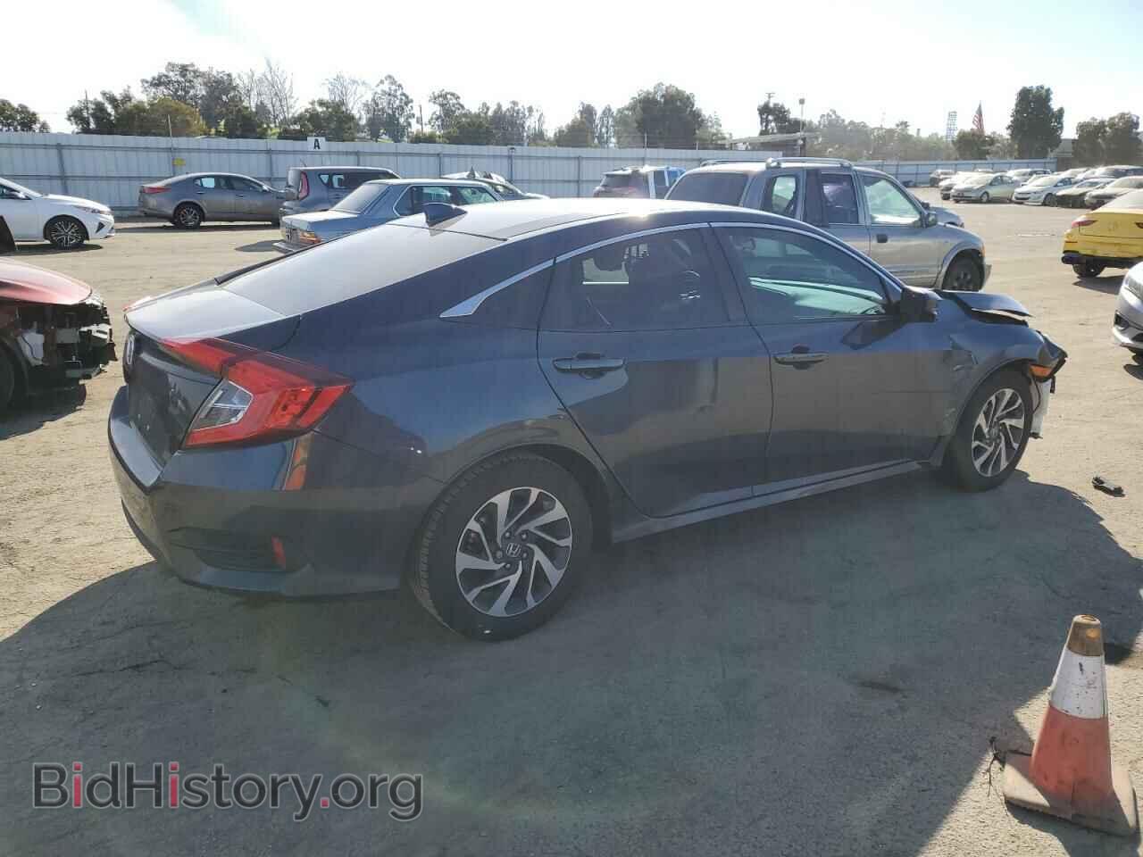 2017 HONDA CIVIC - VIN: 19XFC2F71HE226939 - Фото 3