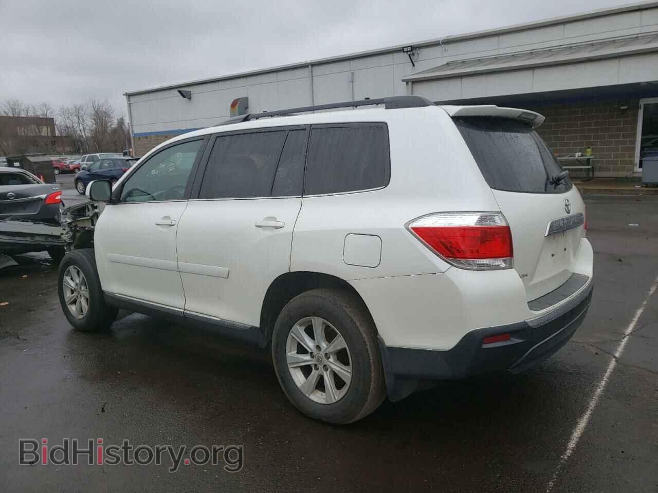 2013 TOYOTA HIGHLANDER - VIN: 5TDBK3EH8DS230004 - Фото 2