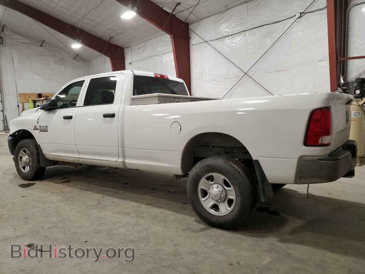 2018 RAM All Models - VIN: 3C6UR5HL8JG352041 - Фото 2