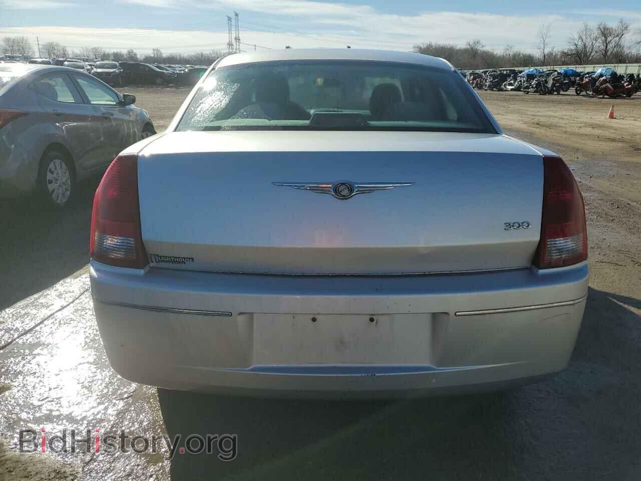 2007 CHRYSLER 300 - VIN: 2C3KA53G77H691937 - Фото 6