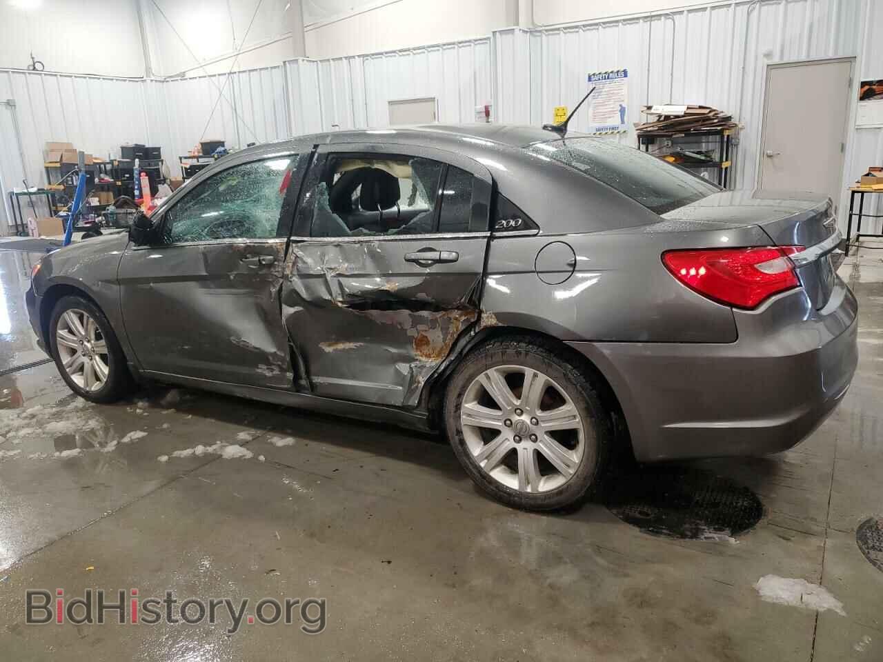 2013 CHRYSLER 200 - VIN: 1C3CCBAB2DN671120 - Фото 2