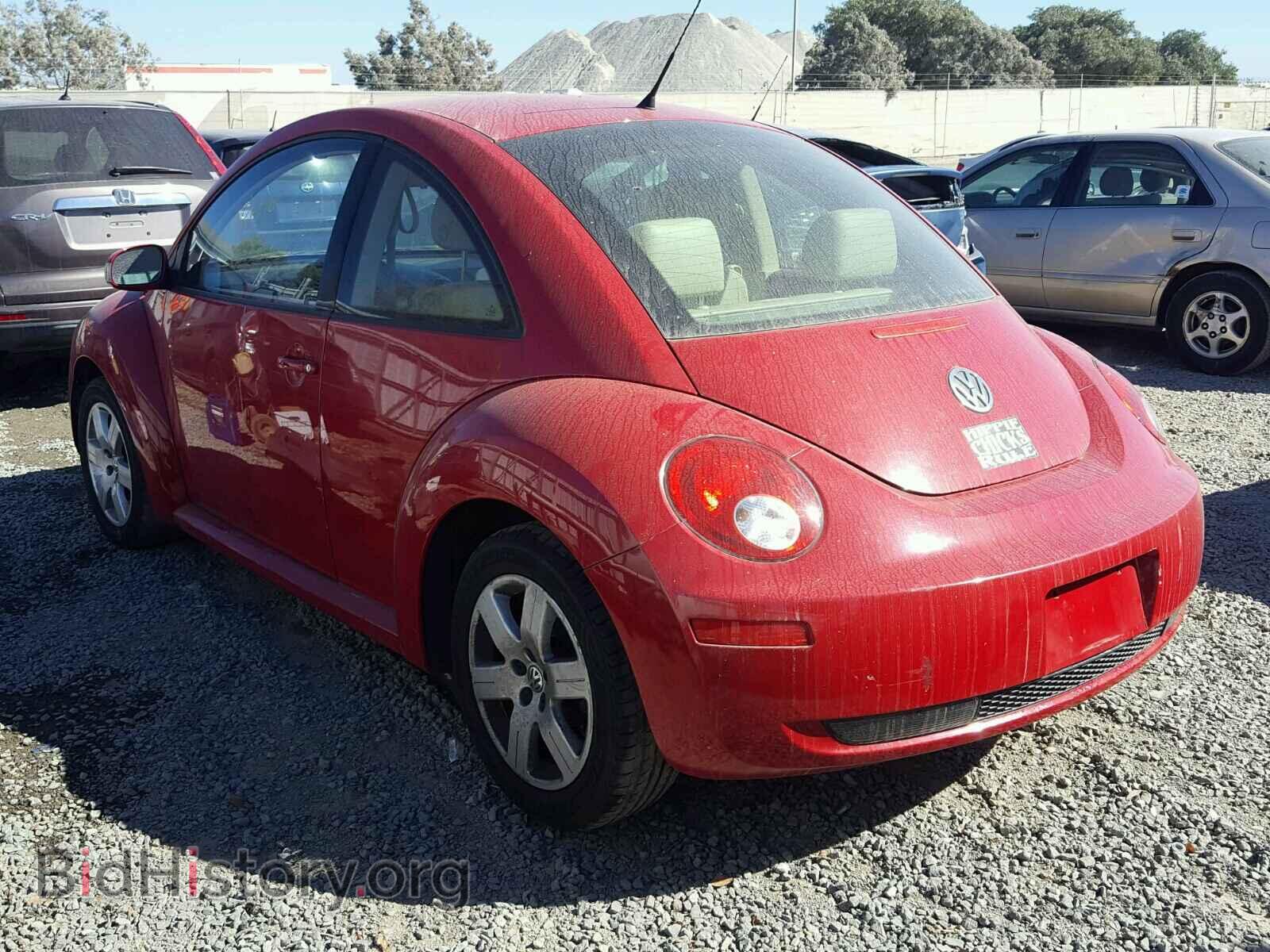 2007 VOLKSWAGEN BEETLE - VIN: 3VWPW31CX7M507774 - Фото 3