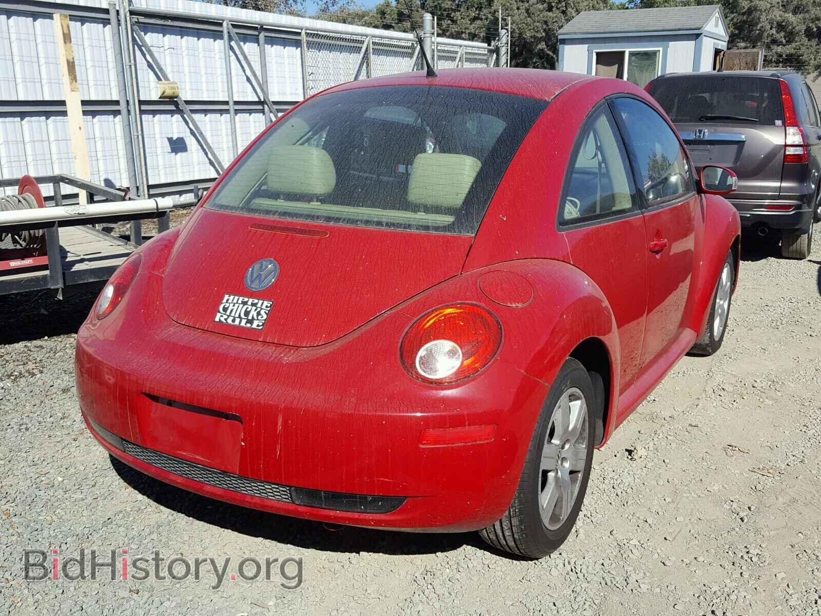 2007 VOLKSWAGEN BEETLE - VIN: 3VWPW31CX7M507774 - Фото 4