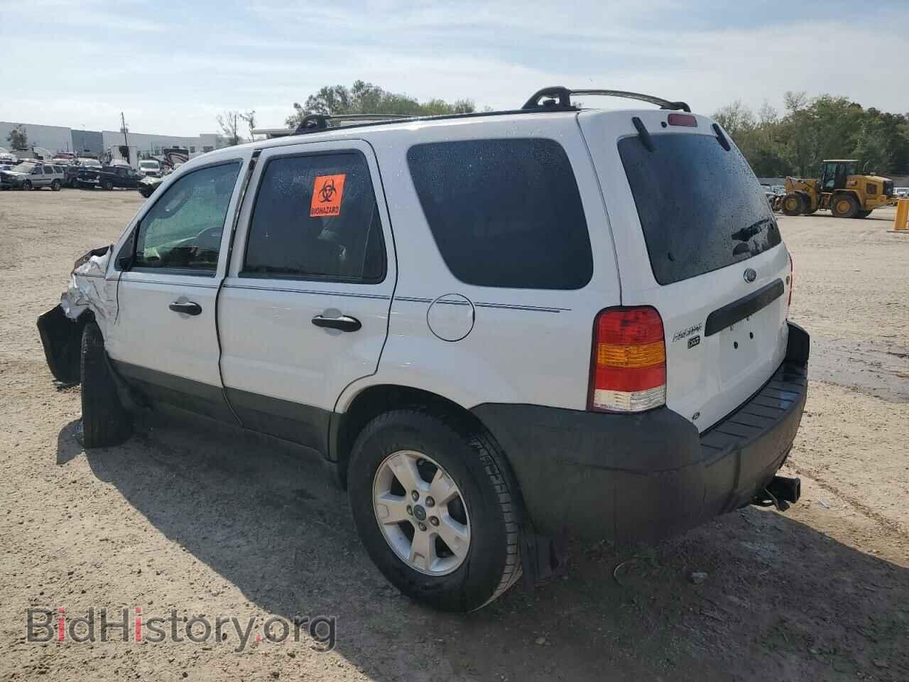 2007 FORD ESCAPE - VIN: 1FMCU03157KC03112 - Фото 2