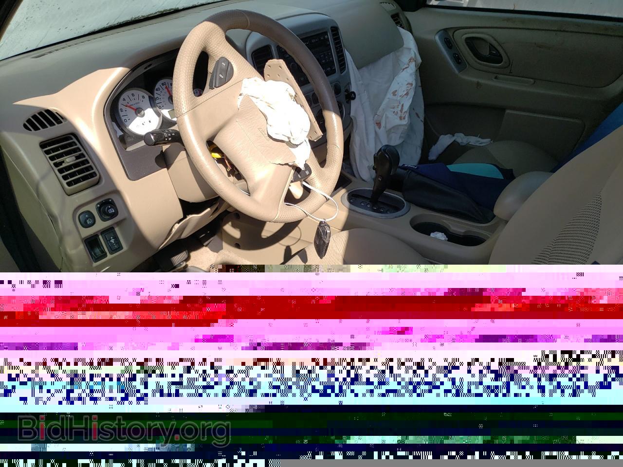 2007 FORD ESCAPE - VIN: 1FMCU03157KC03112 - Фото 7