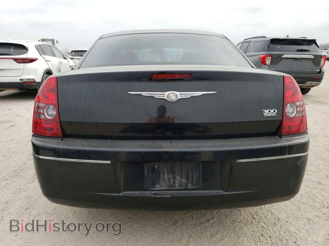2010 CHRYSLER 300 - VIN: 2C3CA4CD8AH330101 - Photo 6