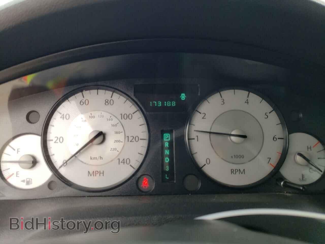 2010 CHRYSLER 300 - VIN: 2C3CA4CD8AH330101 - Photo 9