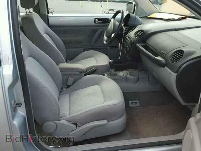 2004 VOLKSWAGEN BEETLE - VIN: 3VWCK21C04M401821 - Фото 5