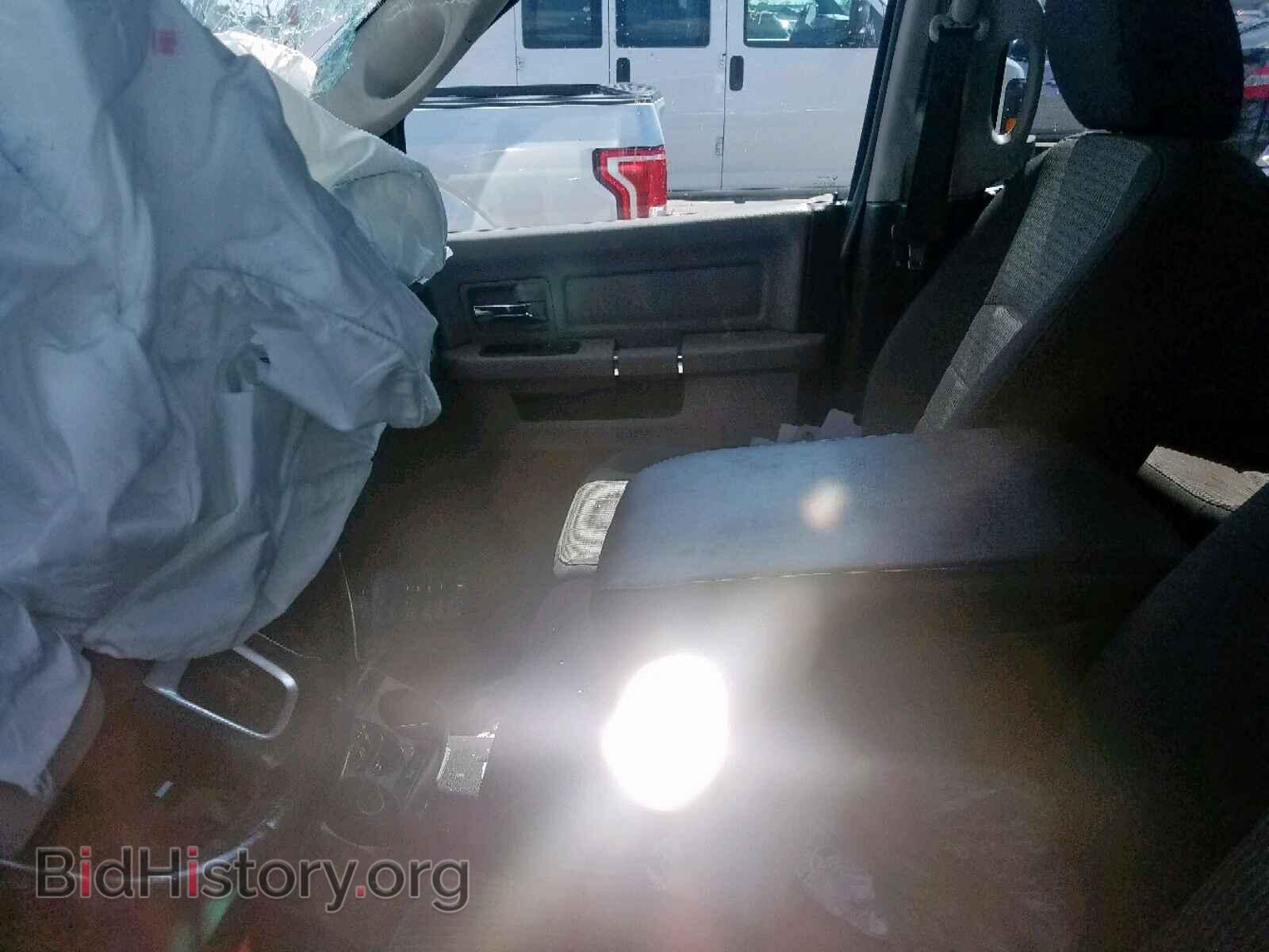 2011 DODGE RAM 1500 - VIN: 1D7RB1GT5BS657350 - Фото 5