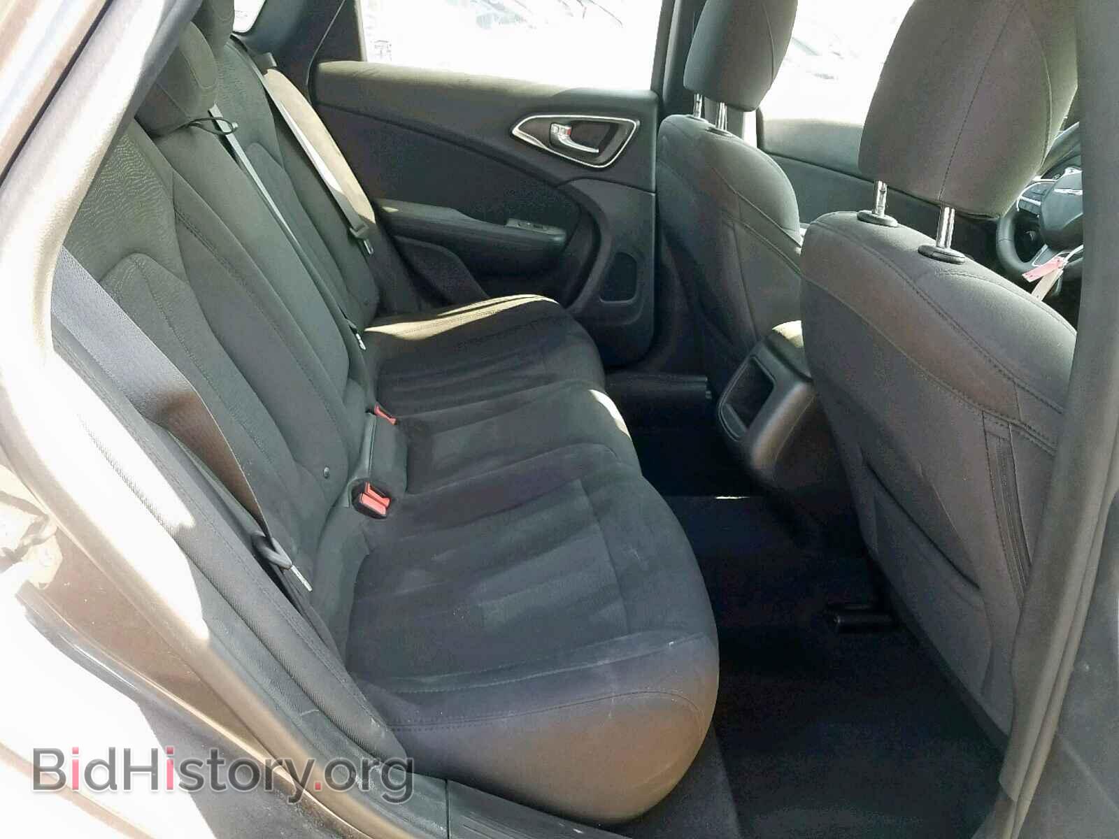 2016 CHRYSLER 200 - VIN: 1C3CCCAB3GN137652 - Photo 6