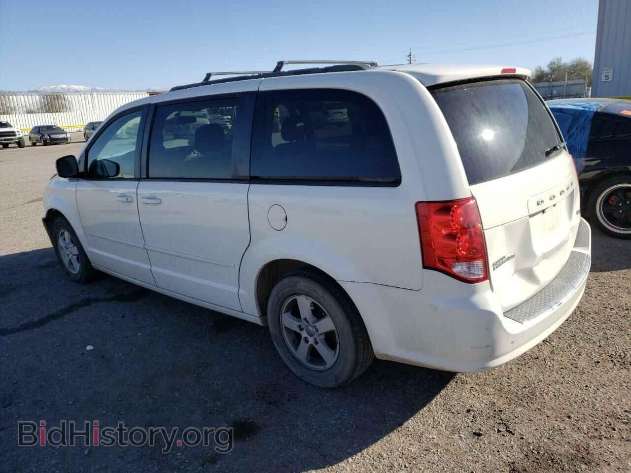 2013 DODGE CARAVAN - VIN: 2C4RDGCG4DR537009 - Фото 2