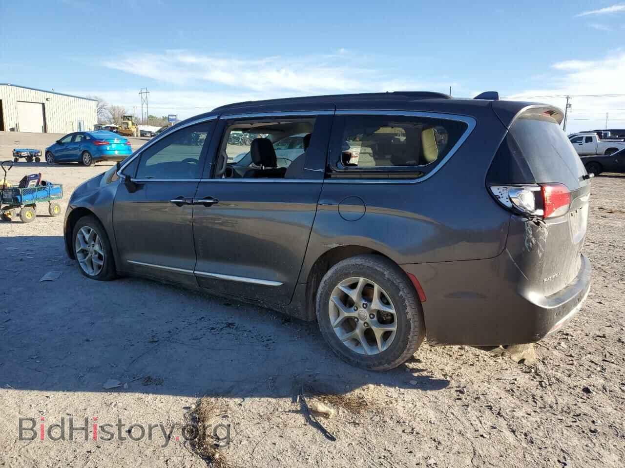 2017 CHRYSLER PACIFICA - VIN: 2C4RC1BG9HR511514 - Photo 2