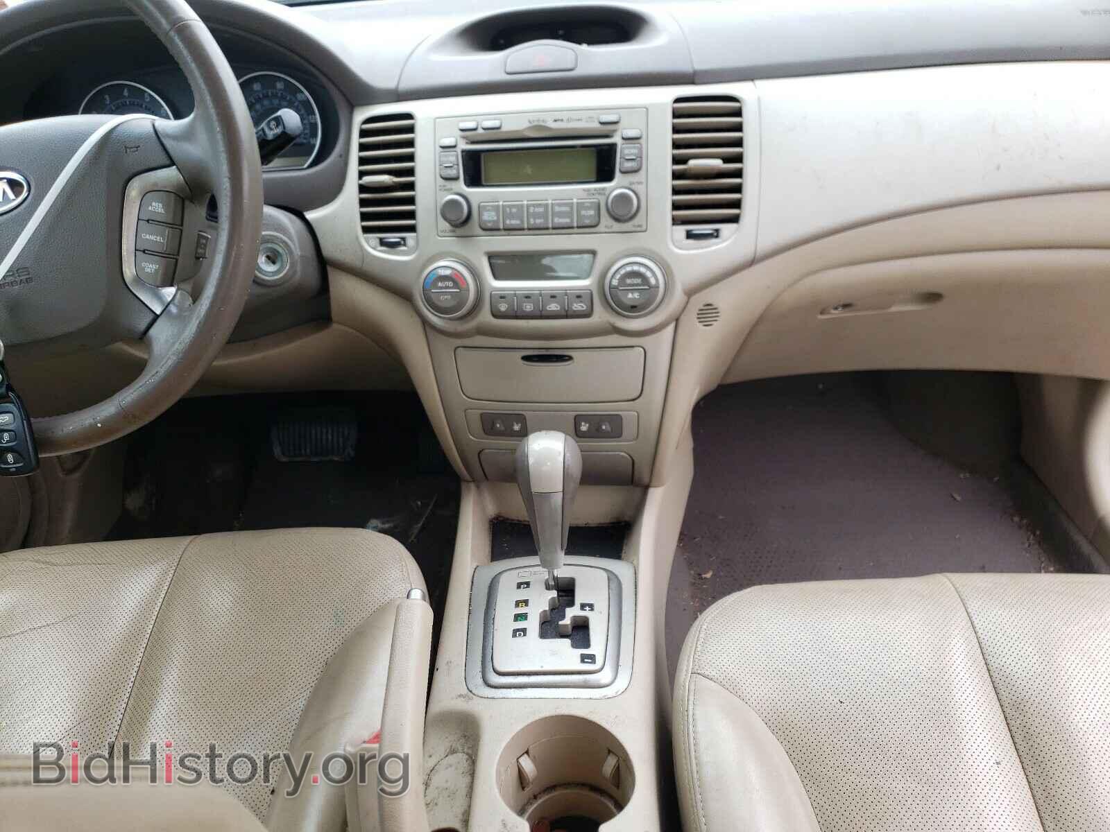2008 KIA OPTIMA - VIN: KNAGE123885170132 - Фото 9