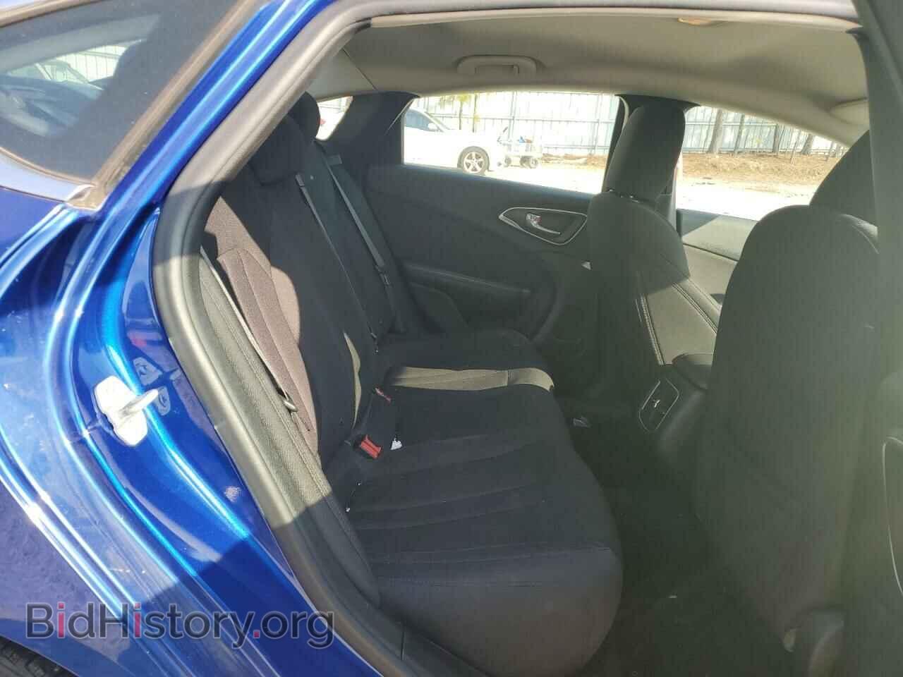 2015 CHRYSLER 200 - VIN: 1C3CCCAB8FN664410 - Фото 10