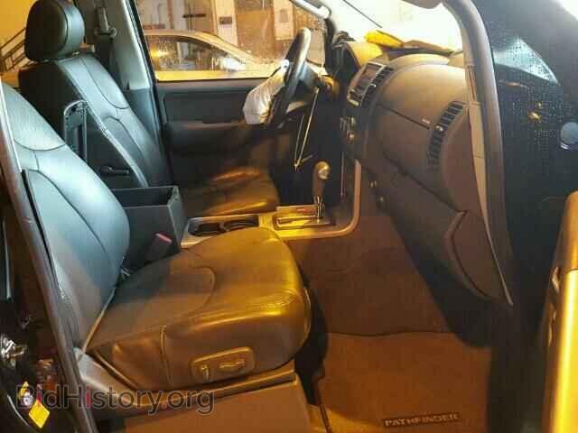 2005 NISSAN PATHFINDER - VIN: 5N1AR18W85C756024 - Фото 5