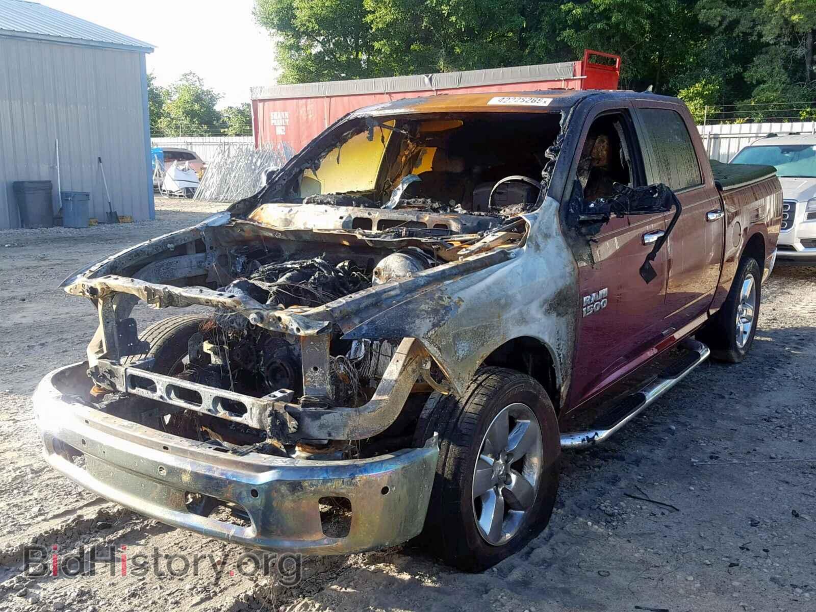 2016 RAM 1500 SLT - VIN: 1C6RR6LMXGS376449 - Фото 2