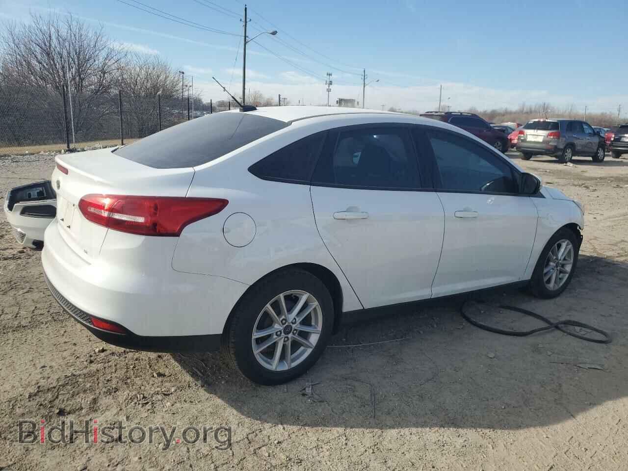 2017 FORD FOCUS - VIN: 1FADP3F2XHL214534 - Фото 3