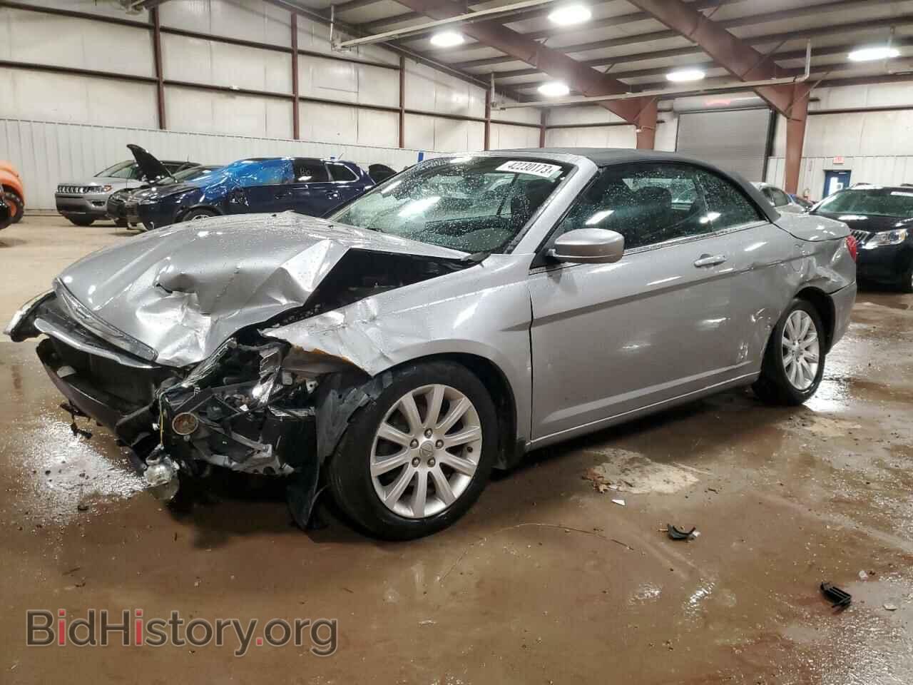 Фотография 1C3BCBEB2DN560086 - CHRYSLER 200 2013