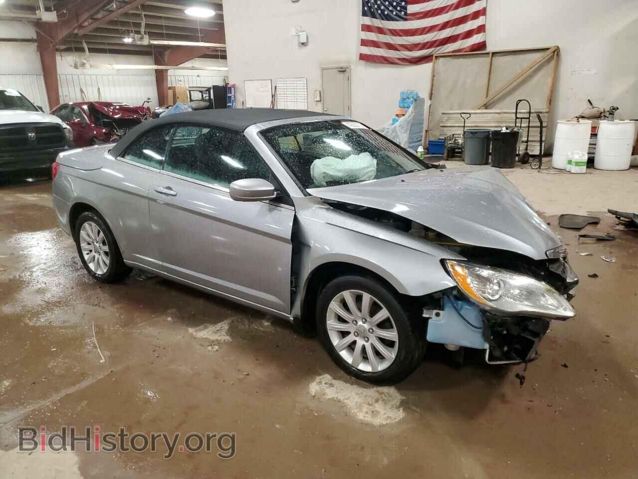 2013 CHRYSLER 200 - VIN: 1C3BCBEB2DN560086 - Фото 4