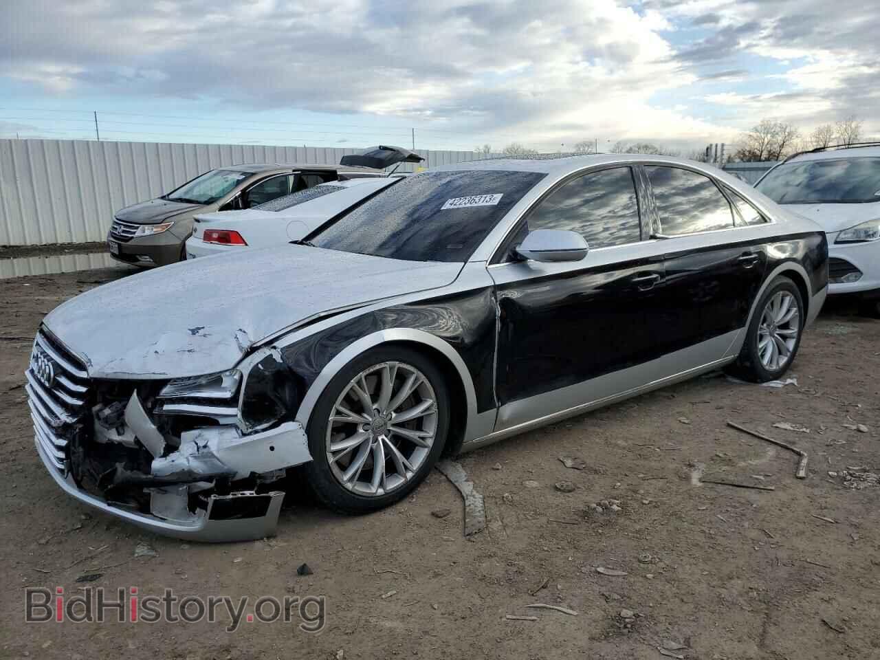 Photo WAUAVAFD6BN012243 - AUDI A8 2011
