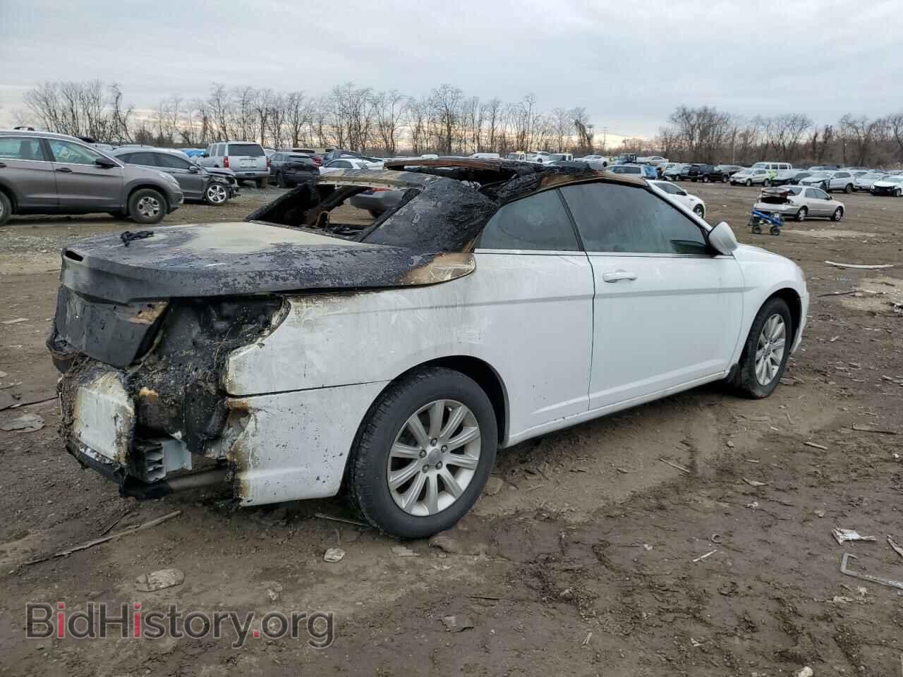 2014 CHRYSLER 200 - VIN: 1C3BCBEB8EN158297 - Фото 3