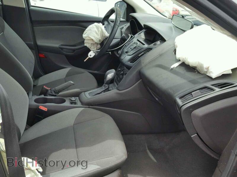 2012 Ford FOCUS (VIN 1FAHP3E27CL313243) — фото 5 из 10