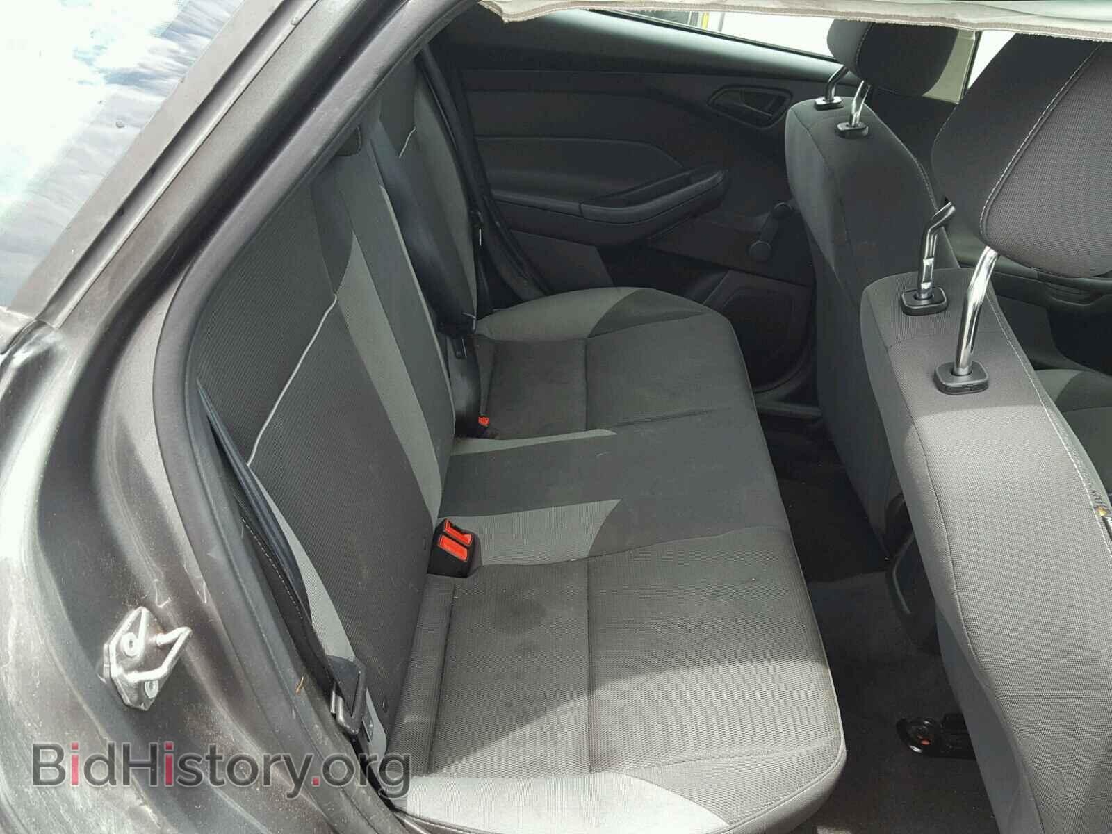 2012 Ford FOCUS (VIN 1FAHP3E27CL313243) — фото 6 из 10