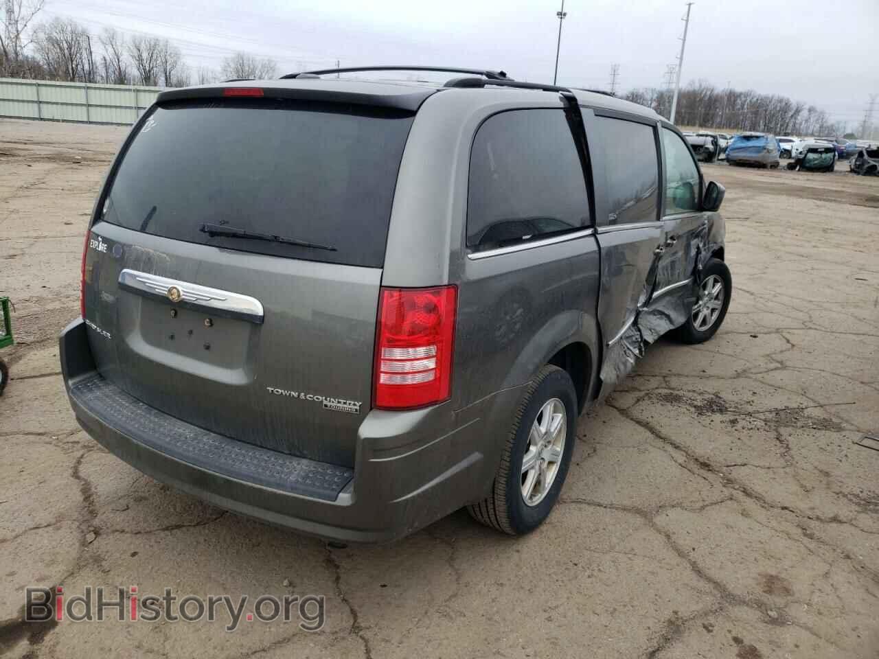 2010 CHRYSLER MINIVAN - VIN: 2A4RR5D1XAR442492 - Фото 4