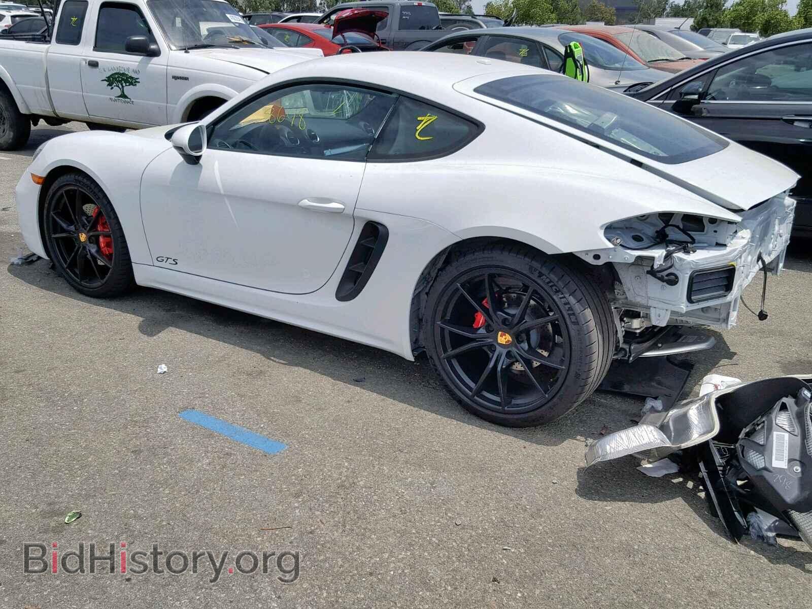 2018 PORSCHE CAYMAN - VIN: WP0AB2A84JK279411 - Фото 3