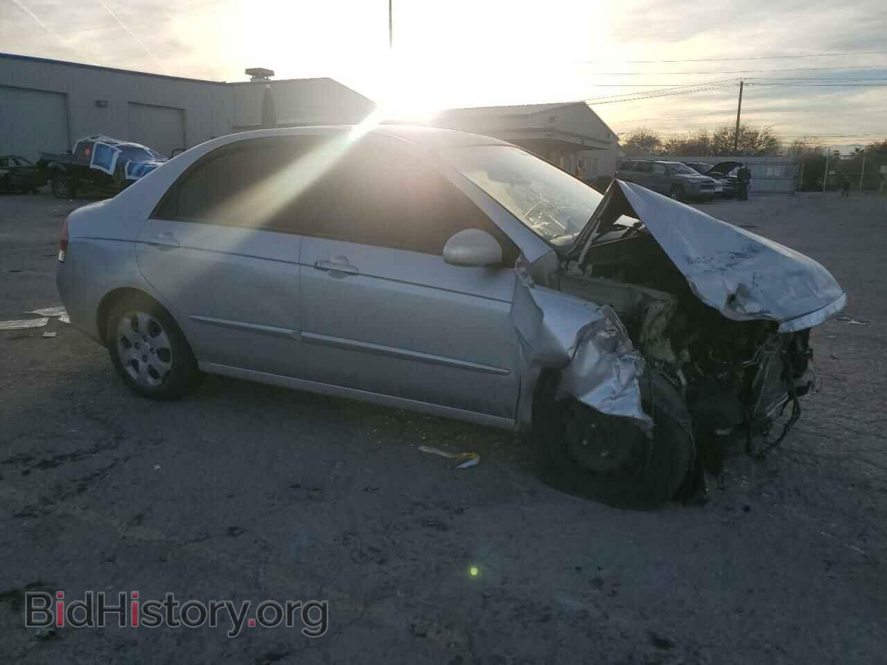 2009 KIA SPECTRA - VIN: KNAFE222195614476 - Фото 4