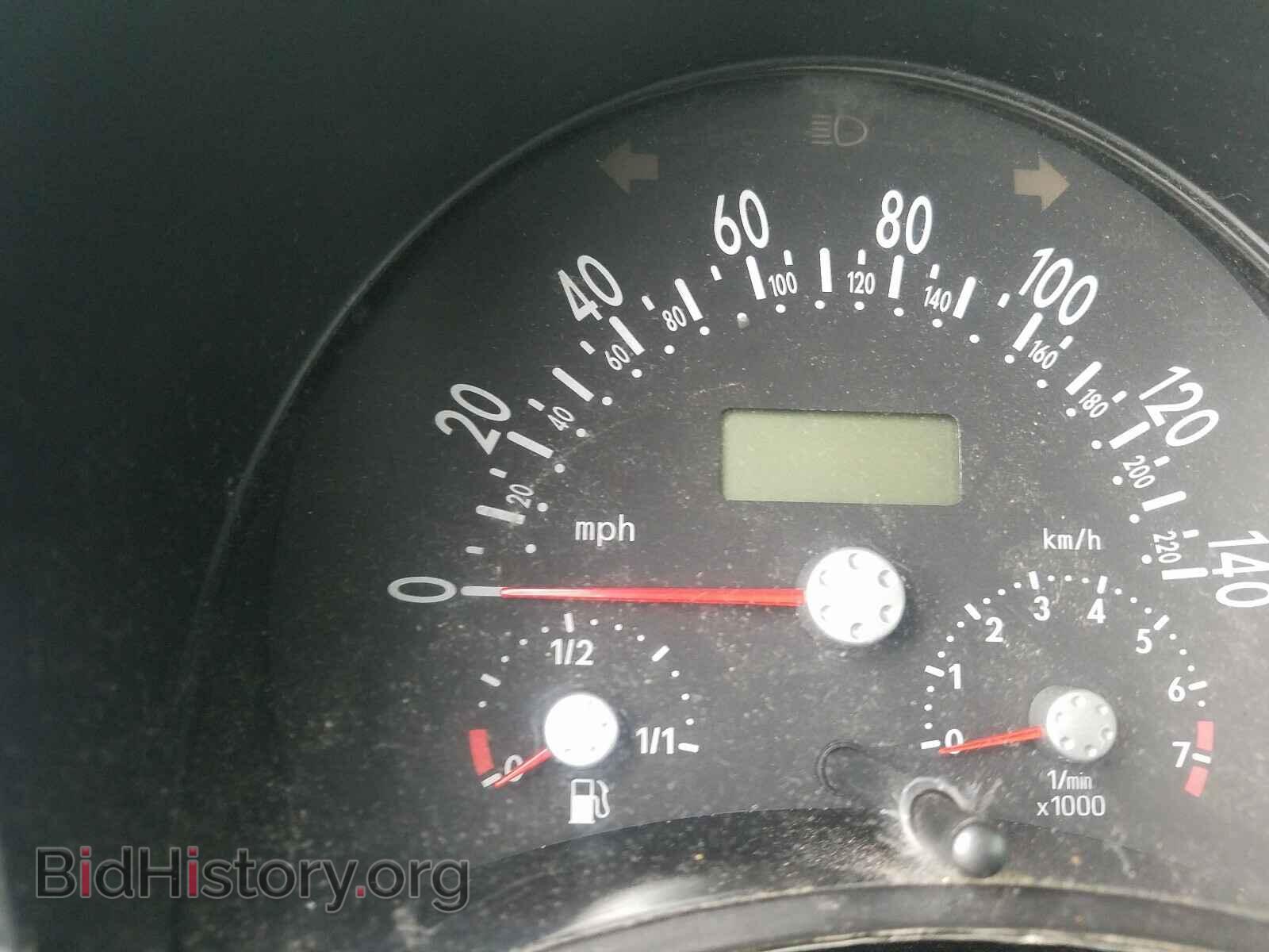 2000 VOLKSWAGEN BEETLE - VIN: 3VWCC21C8YM450381 - Фото 8