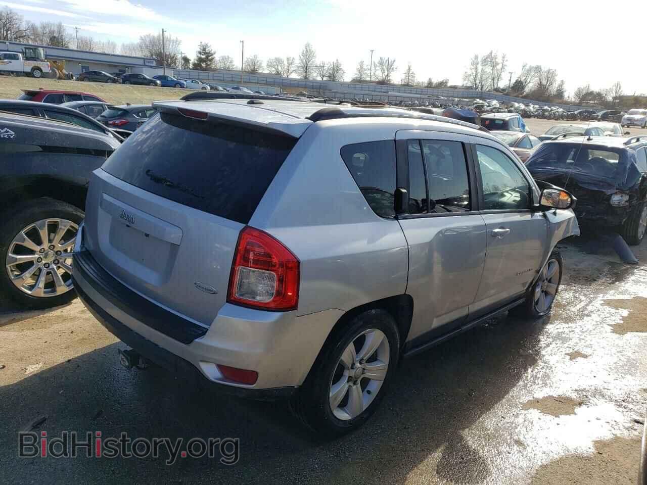 2013 JEEP COMPASS - VIN: 1C4NJCEB8DD232245 - Фото 3