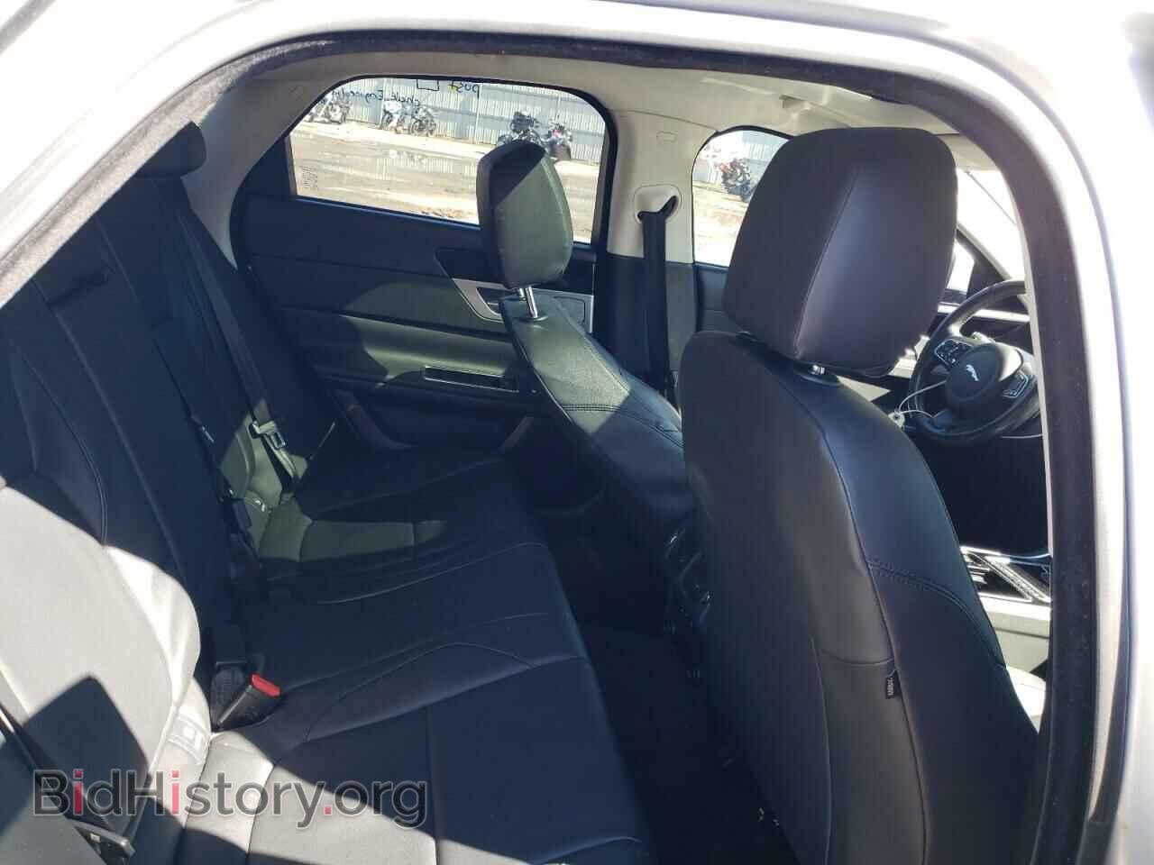 2016 JAGUAR XF - VIN: SAJBD4BV9GCY06541 - Фото 10