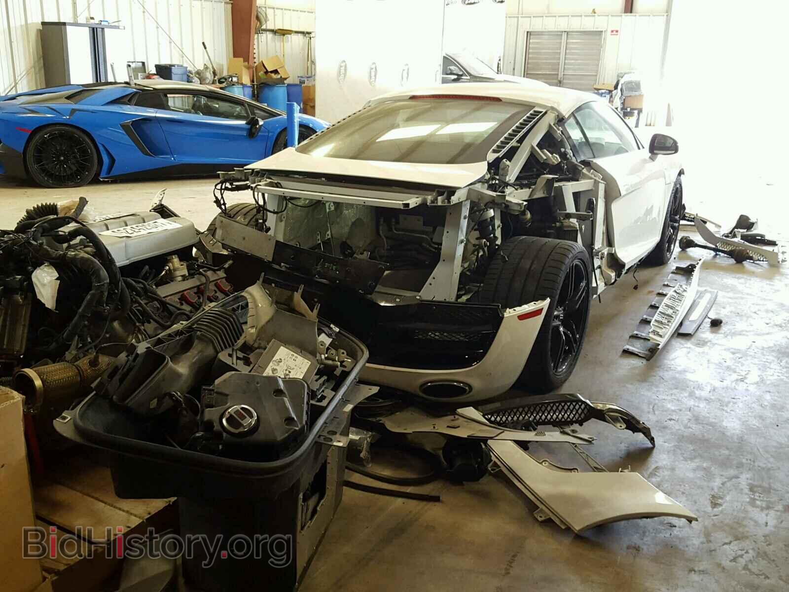 2010 AUDI R8 - VIN: WUADNAFG6AN001030 - Фото 4