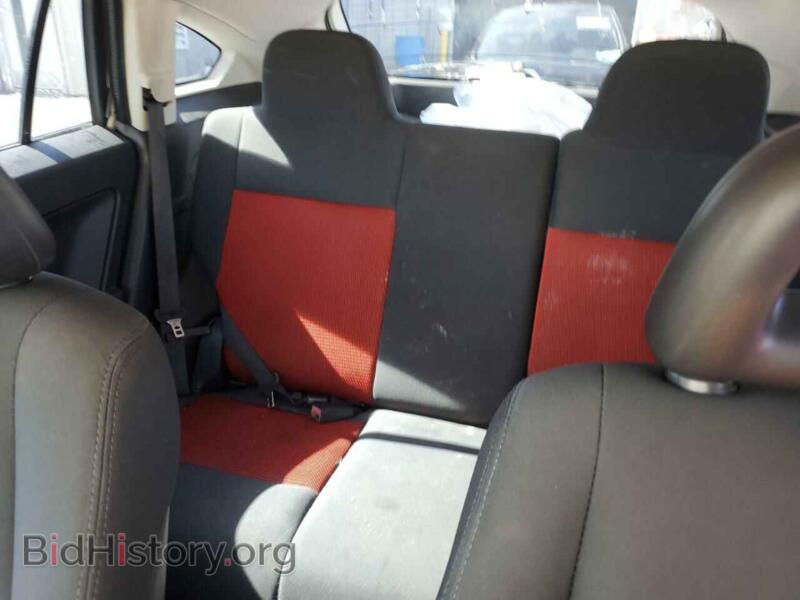 2008 Dodge CALIBER (VIN 1B3HB48B38D760228) — photo 10 of 13