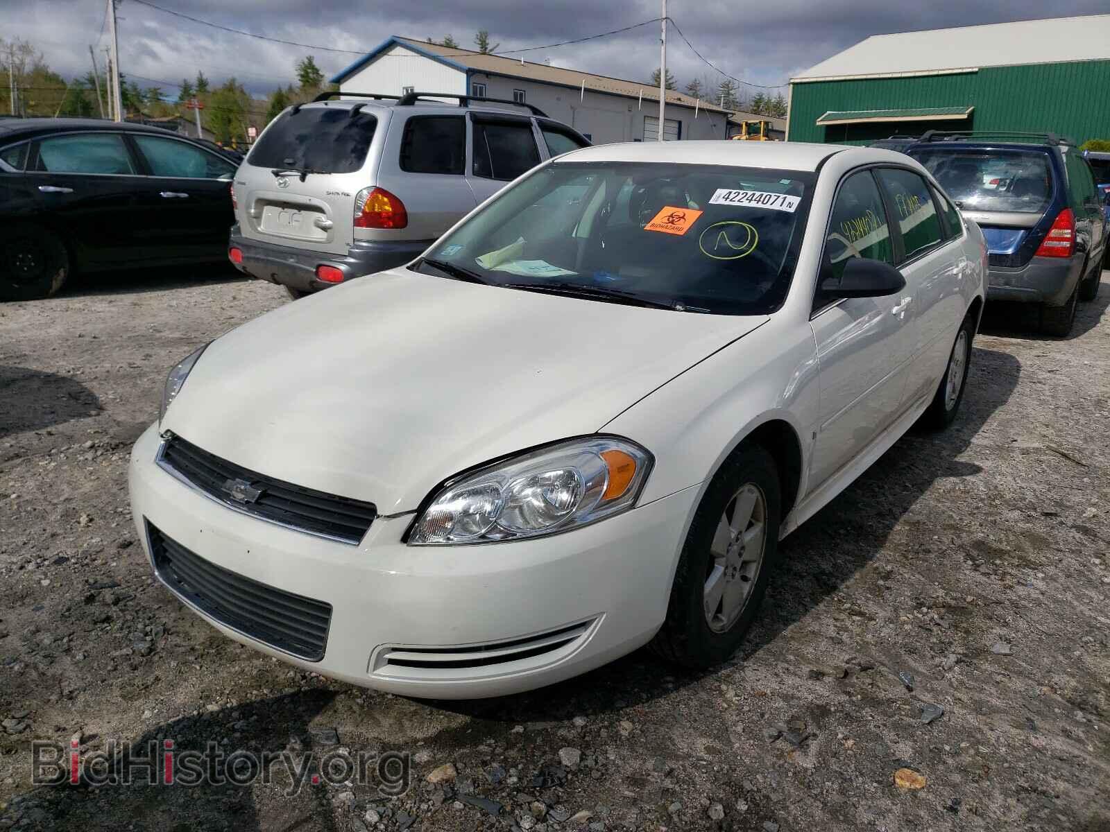 2009 CHEVROLET IMPALA - VIN: 2G1WT57K991140452 - Фото 2