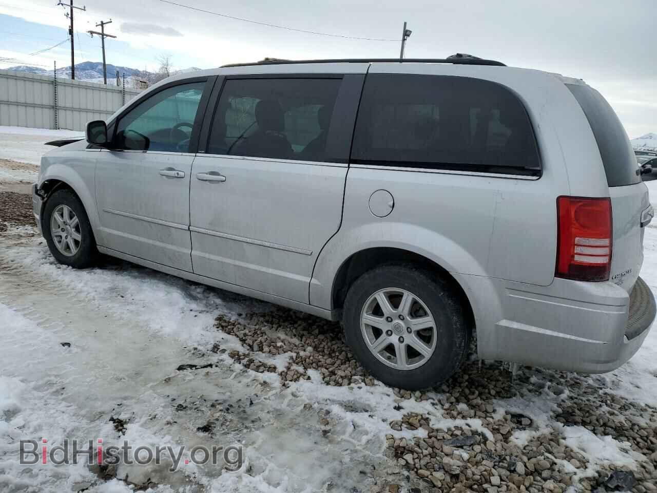 2010 CHRYSLER MINIVAN - VIN: 2A4RR5D17AR192919 - Фото 2