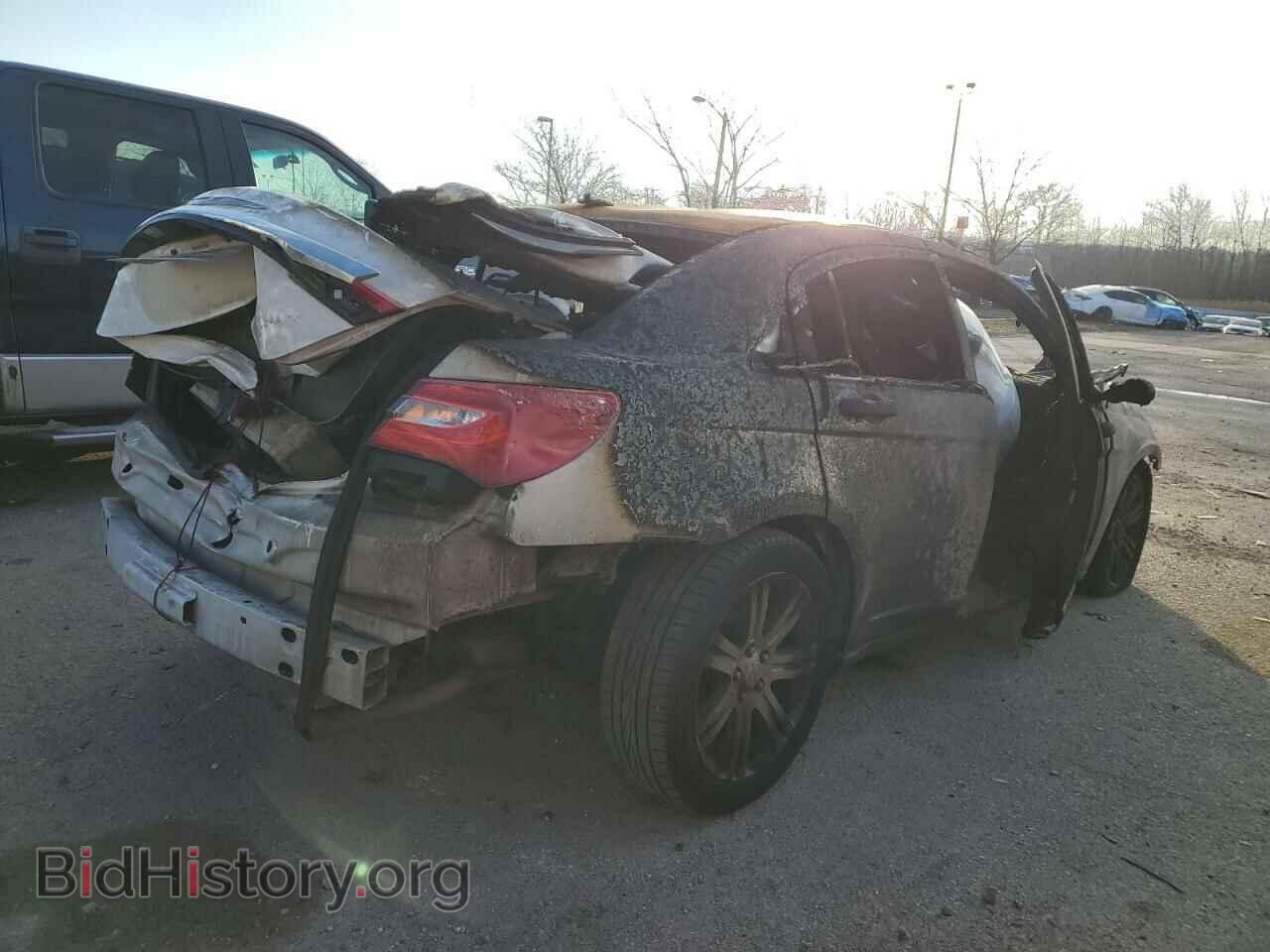 2013 CHRYSLER 200 - VIN: 1C3CCBBB3DN734868 - Фото 3