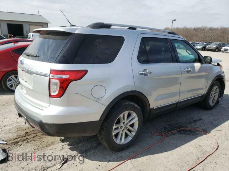 2011 Ford EXPLORER (VIN 1FMHK8D83BGA48237) — фото 3 из 14
